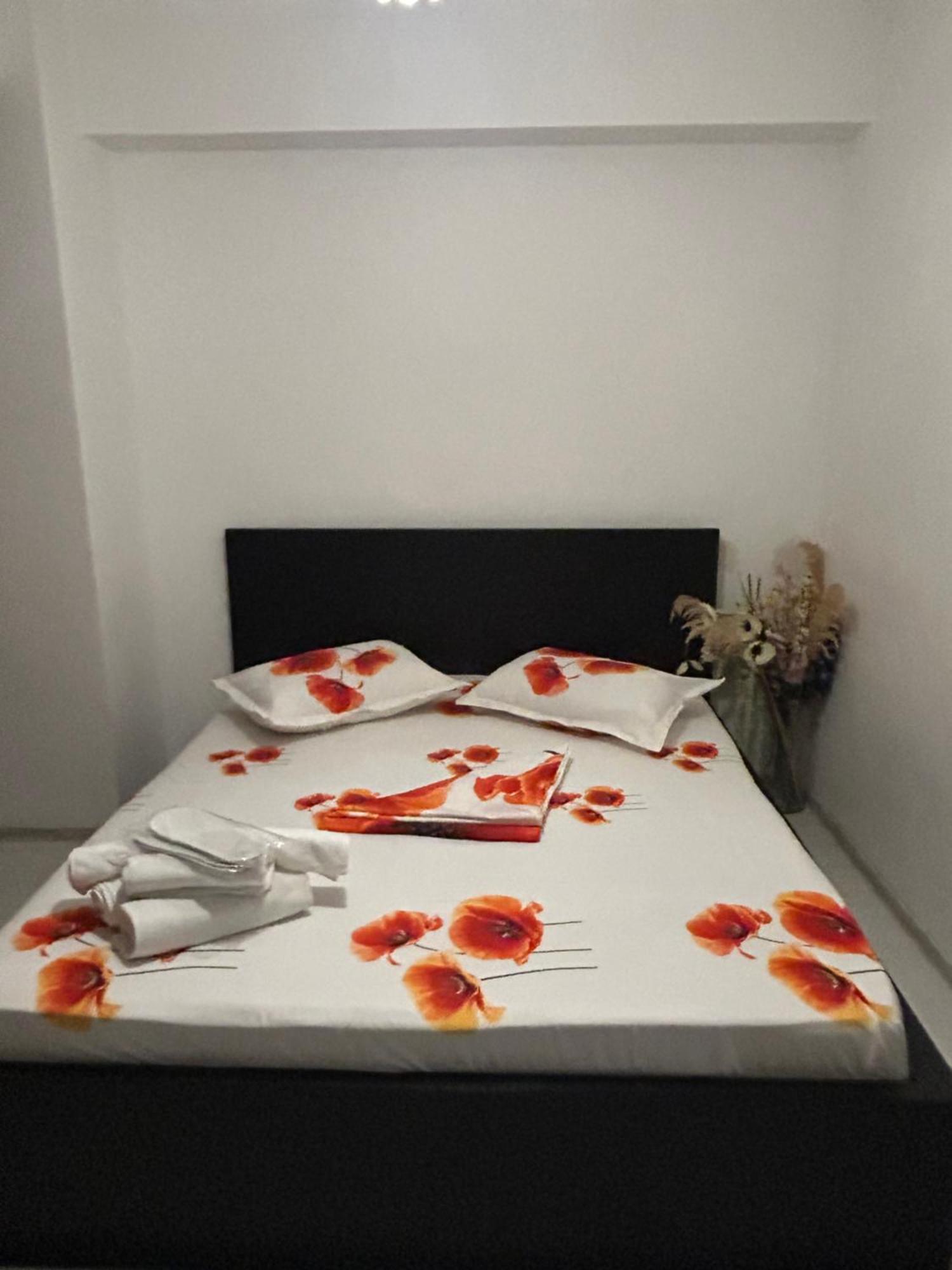 Enzso Residence Ap 2 Cam,Piata Natiunile Unite, Nr3-5,Bloc B2, Sc2, Et 1, Ap34 Bucureşti Eksteriør bilde
